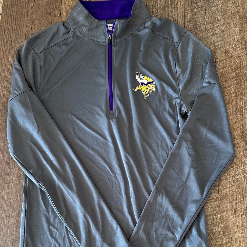 Men's Gray and Purple Quarter-Zip Jacket